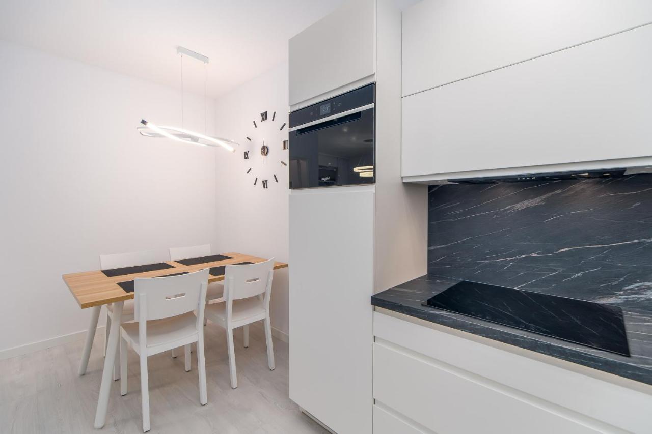 Faro Apartamenty Nadmorskie Tarasy Spa Przy Latarni I Molo Baseny, Sauny, Fitness I Parking W Cenie كولوبرزيغ المظهر الخارجي الصورة
